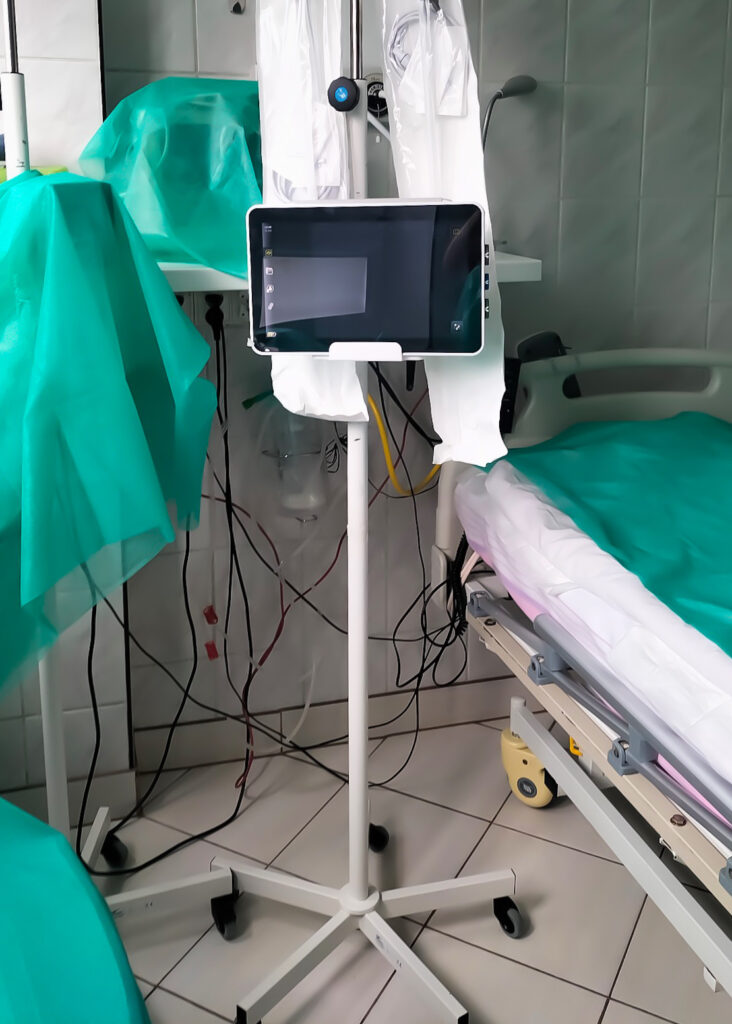 1794F9C7 9685 4B03 A470 8CFC2DF8B38A 1 732x1024