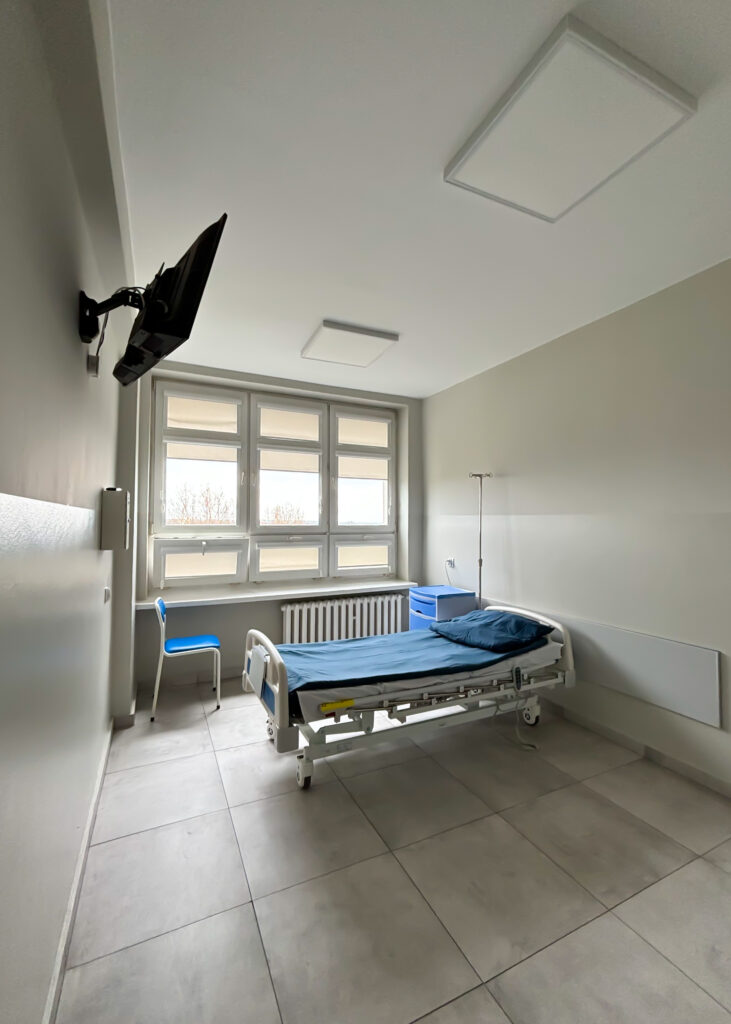 8DD6300C 7442 44BD 9681 77BEAECC2A4A 731x1024