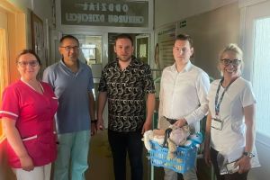 64987493 91ca 4079 9d77 1bcf6c4033c8x1024