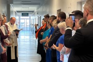 b878b1a3 7e72 40cd 8375 8bed04b0012ex1024